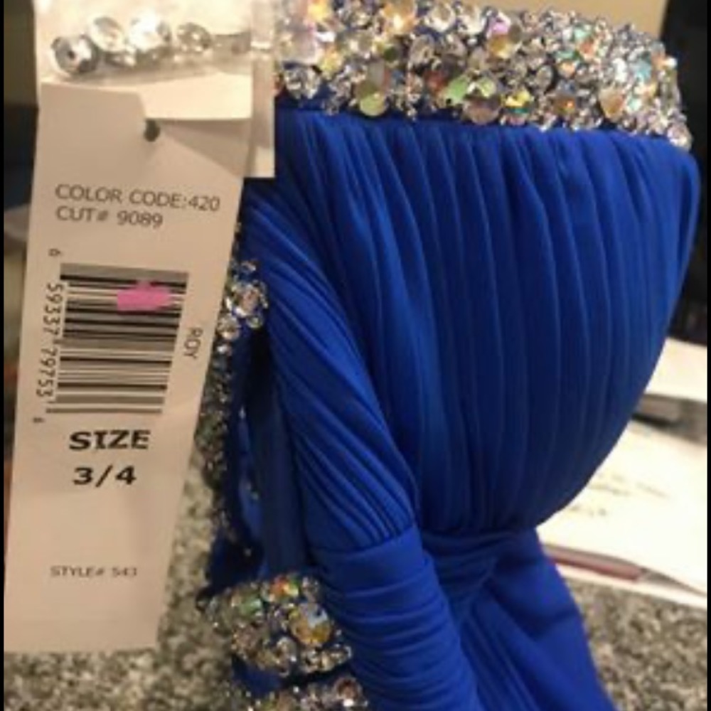 PROM DRESS - Picture 5 of 5